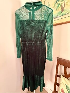 Allegra K Long Sleeve Velour Maxi Dress. NWT. Size Small